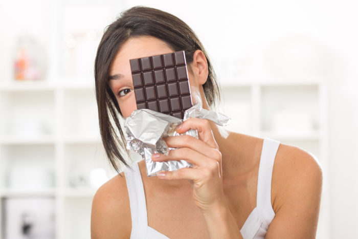 improve memory, the benefits of eating dark chocolate