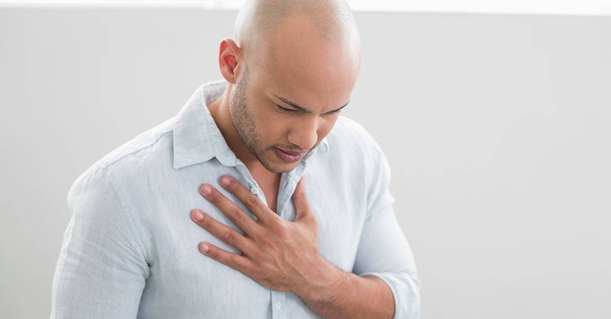 chest pain when eating