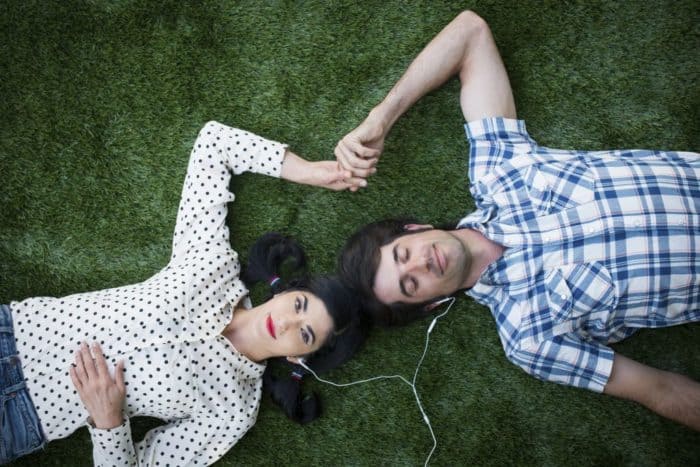 couples listen to music songs
