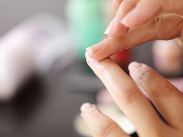treat nails during cancer chemotherapy