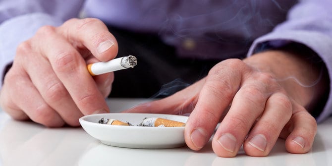 the dangers of cigarettes for bone health