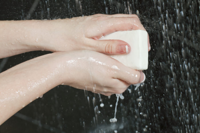 bath soap damages the skin