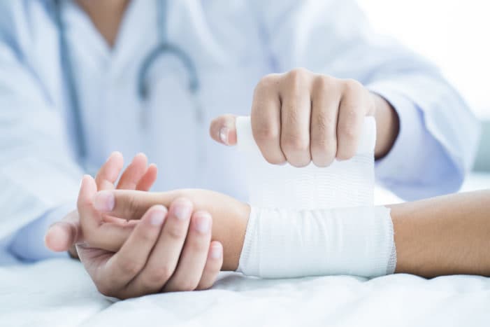 how to treat surgical wounds properly