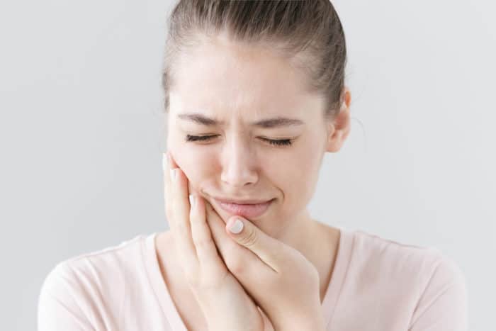 symptoms of oral candidiasis