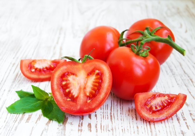tomatoes are the benefits of red vegetables